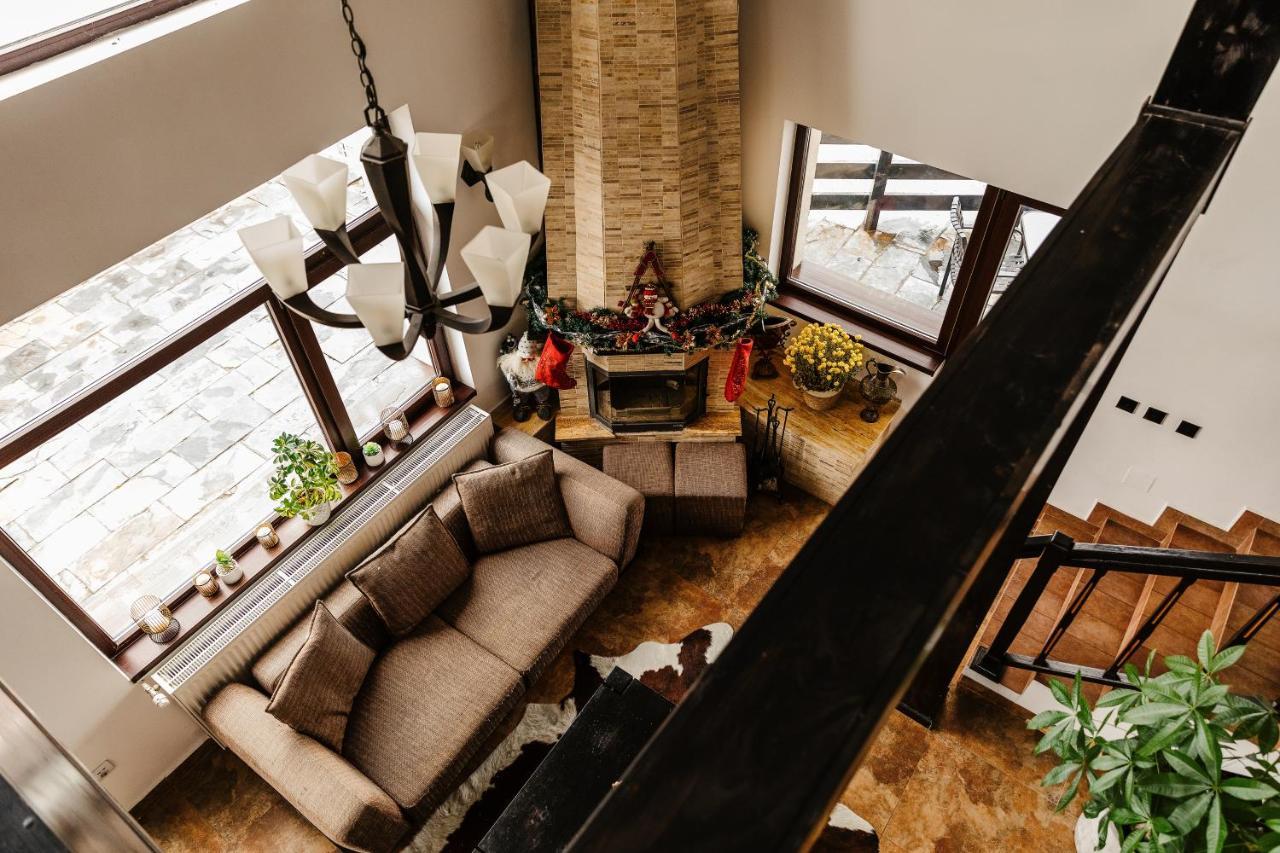 Contele Vladimir Hotel Бран Екстериор снимка