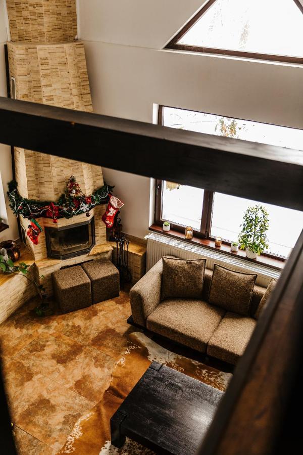 Contele Vladimir Hotel Бран Екстериор снимка